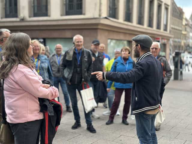 A pie, con nuestros guías